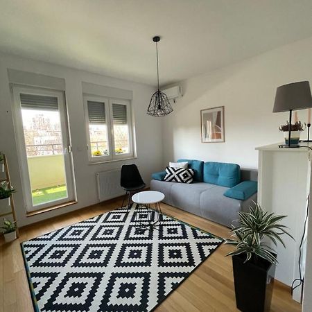 Sunny Studio Lejlighed Novi Sad Eksteriør billede