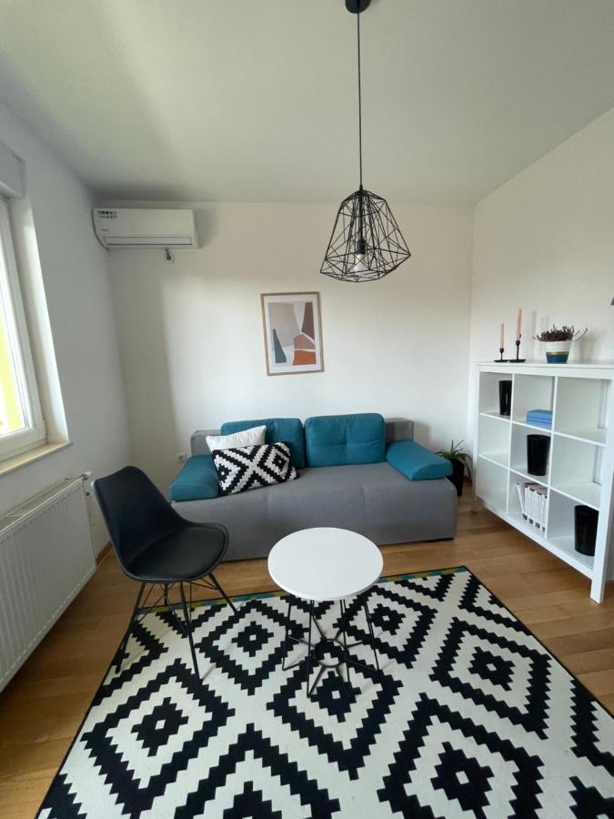 Sunny Studio Lejlighed Novi Sad Eksteriør billede