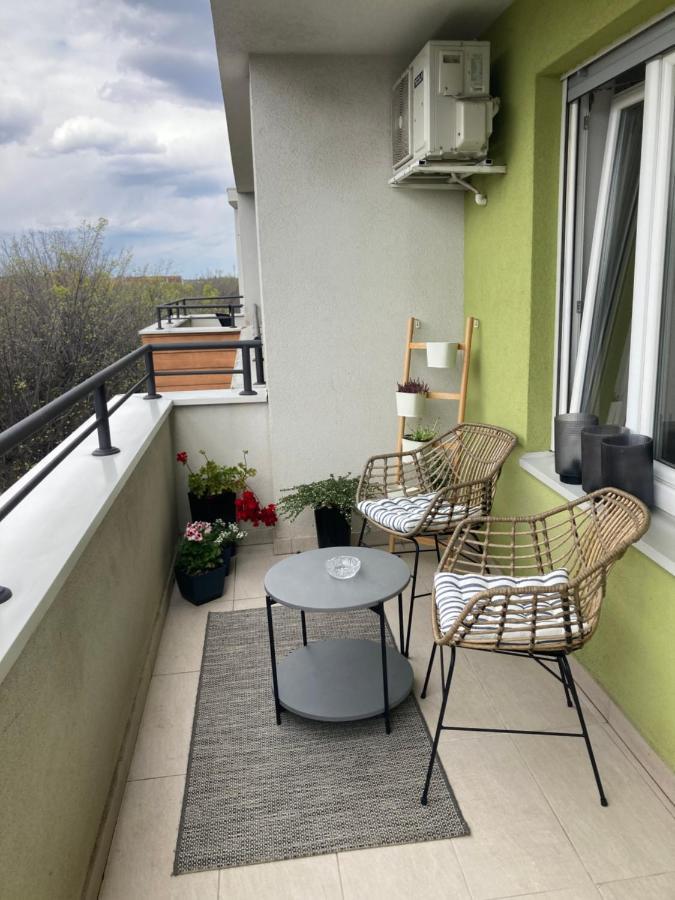 Sunny Studio Lejlighed Novi Sad Eksteriør billede